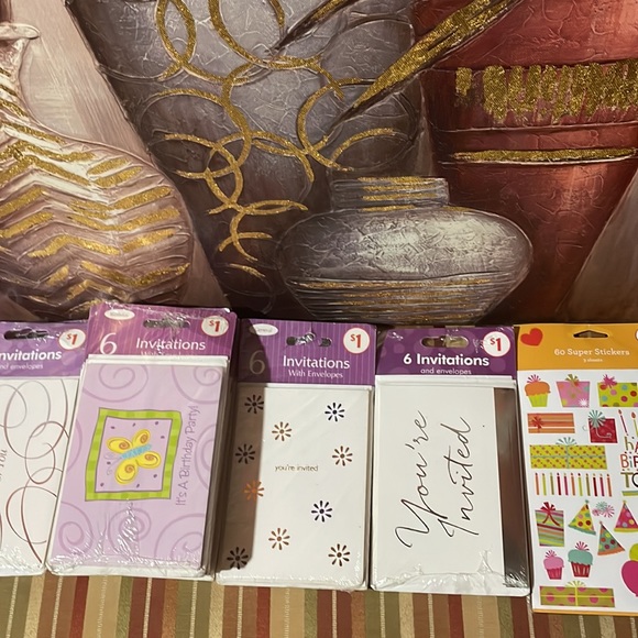 Bundle of invitations - Picture 3 of 4